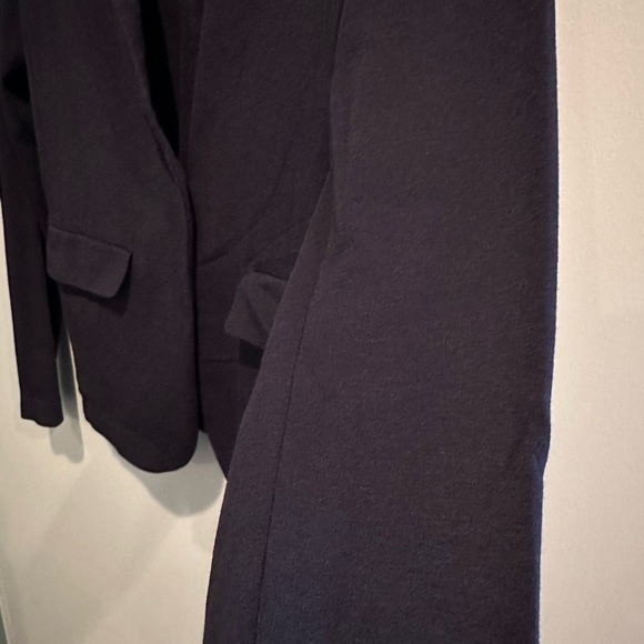 Uniqlo Soft Jersey Blazer - Picture 2 of 3